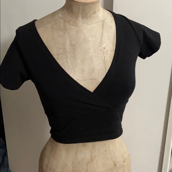 Brandy Melville Tops - NWD Brandy Melville Black Crop Top